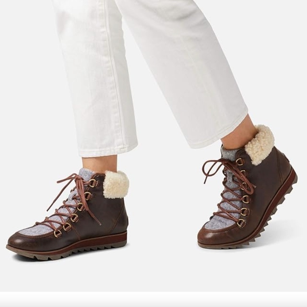 Sorel Women's Harlow Lace - Picture 2 of 9